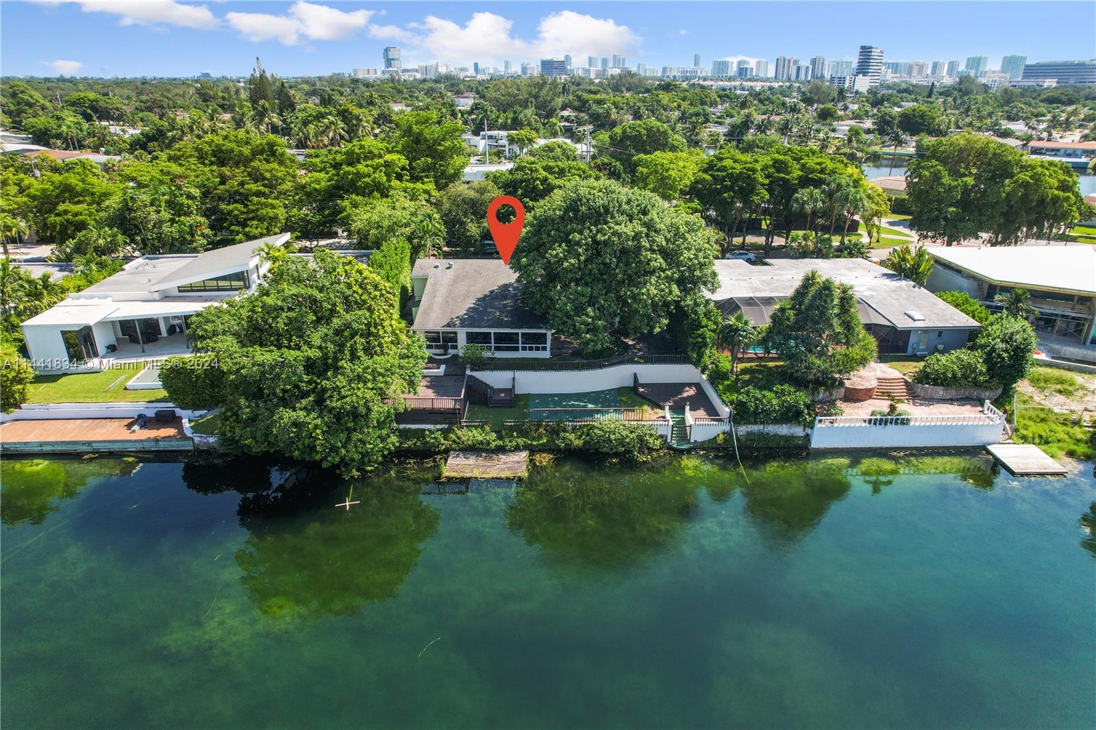 SKY LAKE - Residential