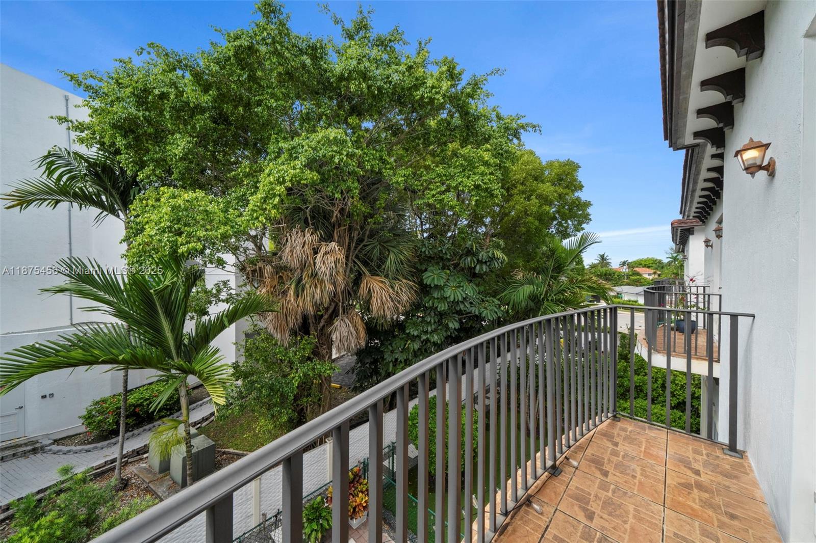 CORNER VIEW TOWNHOMES AT - Residential Lease