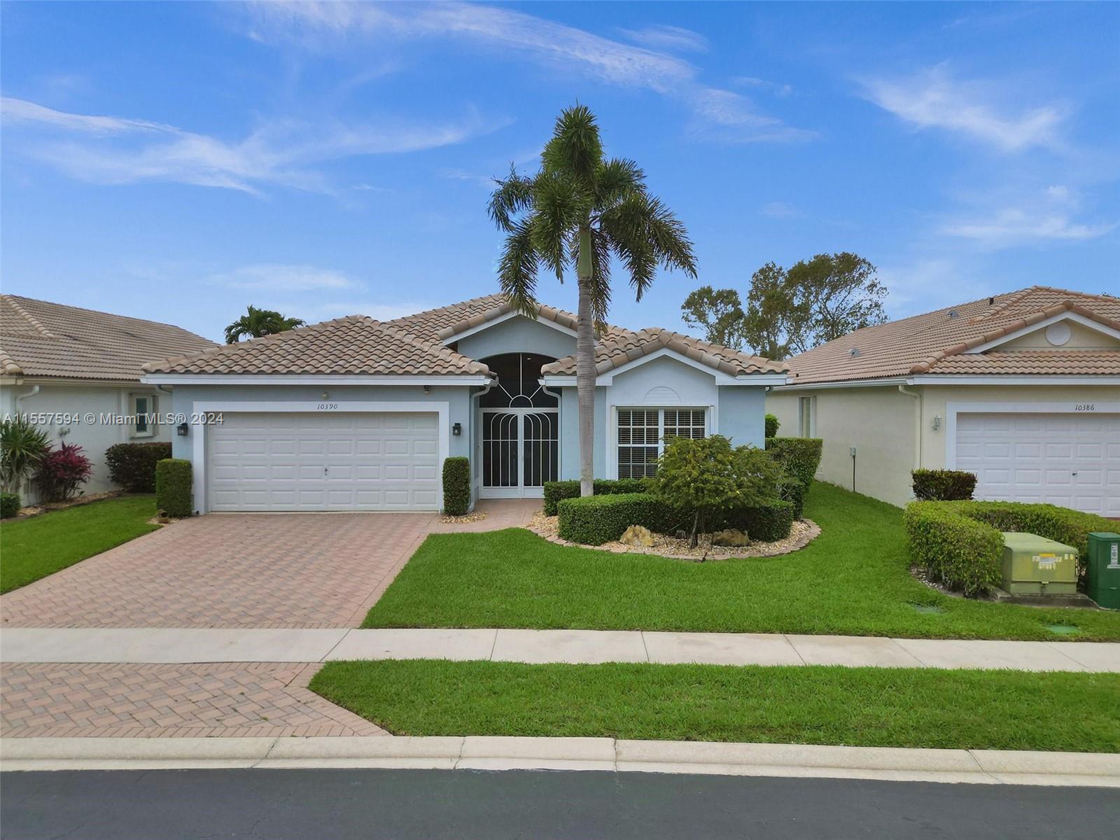 Property for Sale at 10390 E Utopia Cir E Cir, Boynton Beach, Palm Beach County, Florida - Bedrooms: 3 
Bathrooms: 2  - $498,000