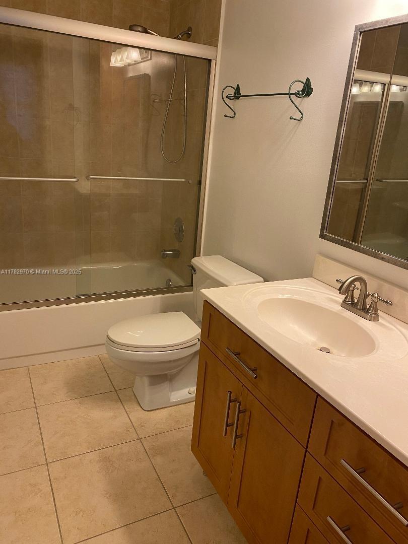 OLYMPUS CONDO PHASE - Residential