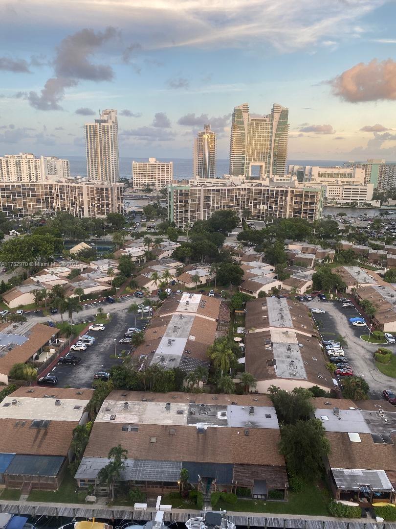 OLYMPUS CONDO PHASE - Residential