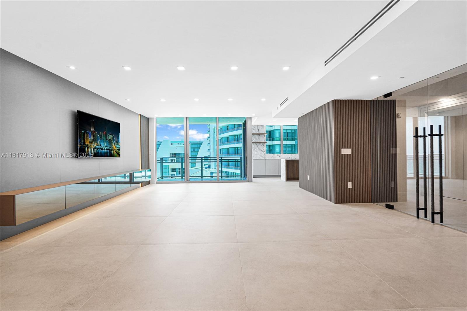 3535 S Ocean Drive 1003