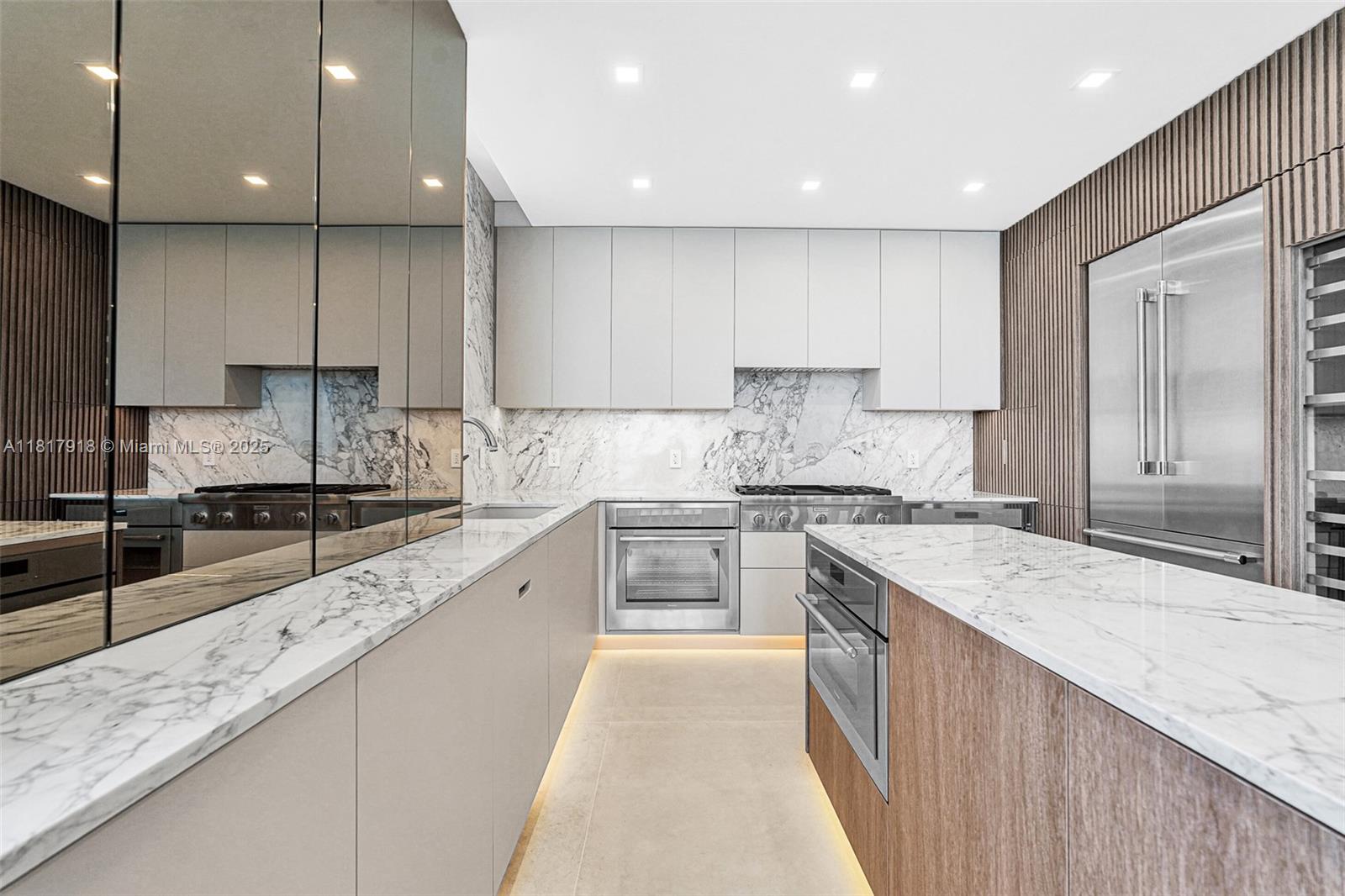 Diplomat Residences - Residential