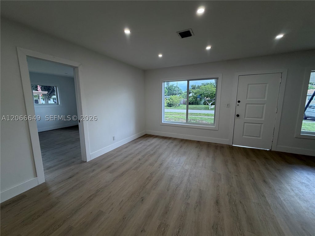 Photo of 838 Fairway Dr, Plantation, FL 33317 (MLS # A12066649)