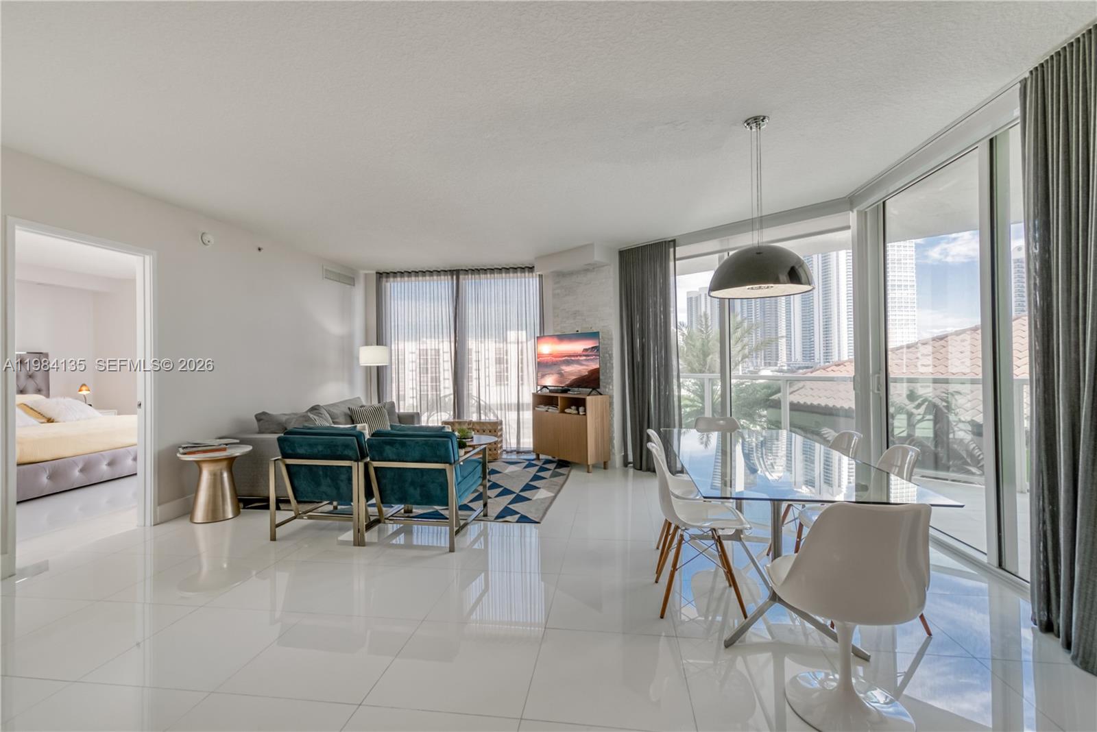 ST TROPEZ ON THE BAY III - Residential Lease
