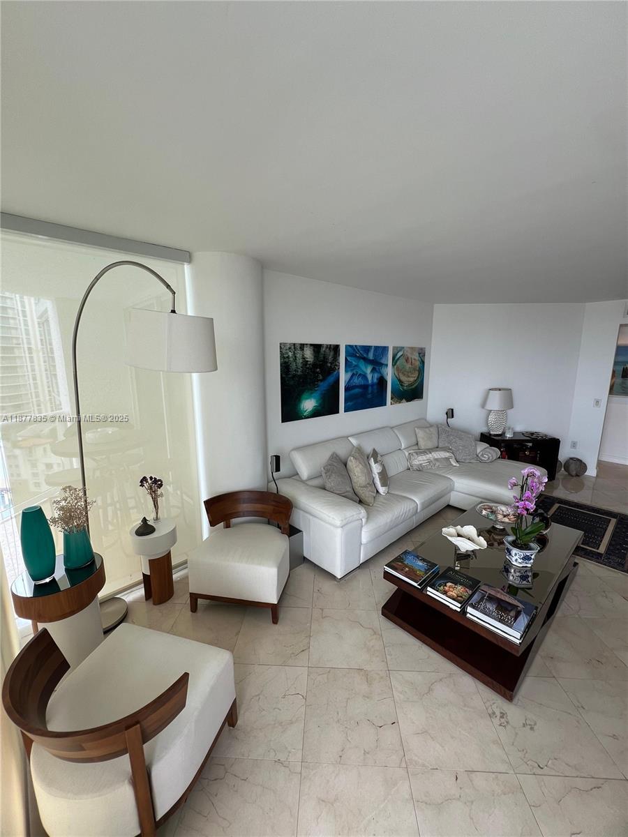 OCEANIA IV CONDO - Residential