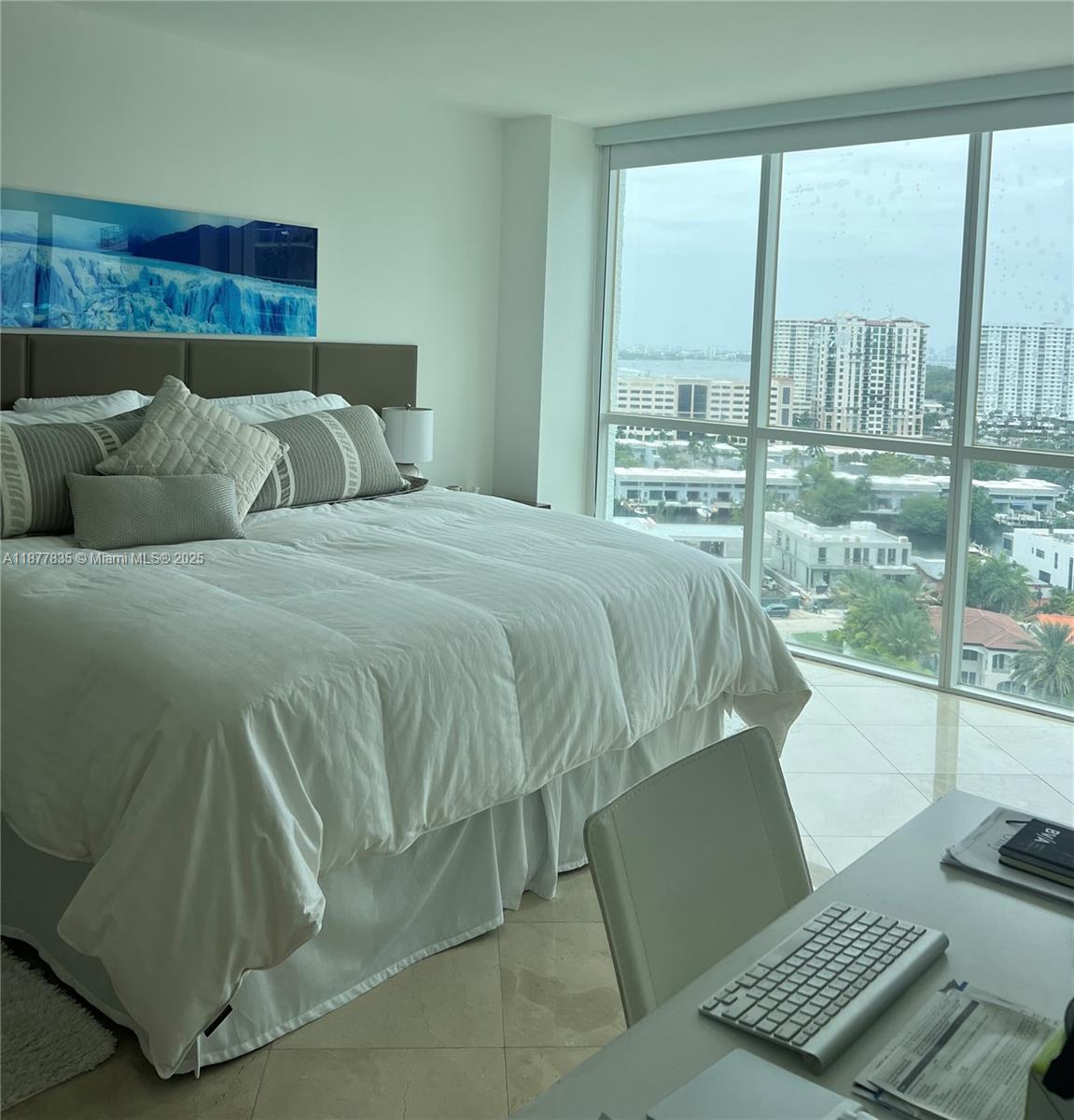 OCEANIA IV CONDO - Residential