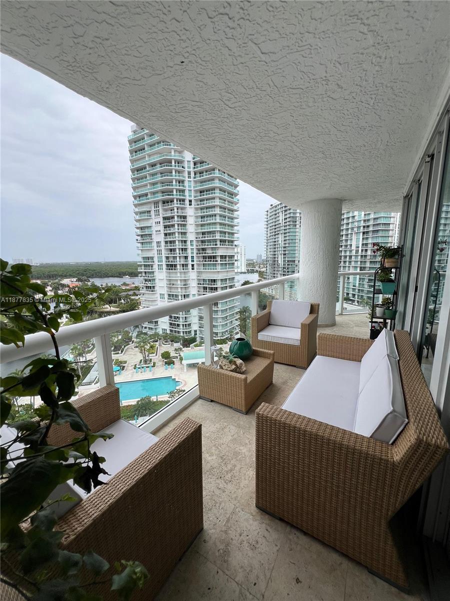 16400 Collins Ave 1545