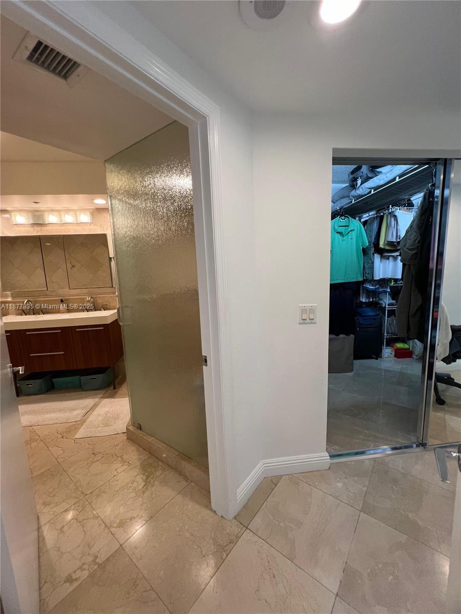 16400 Collins Ave 1545