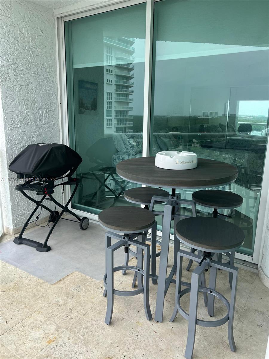16400 Collins Ave 1545