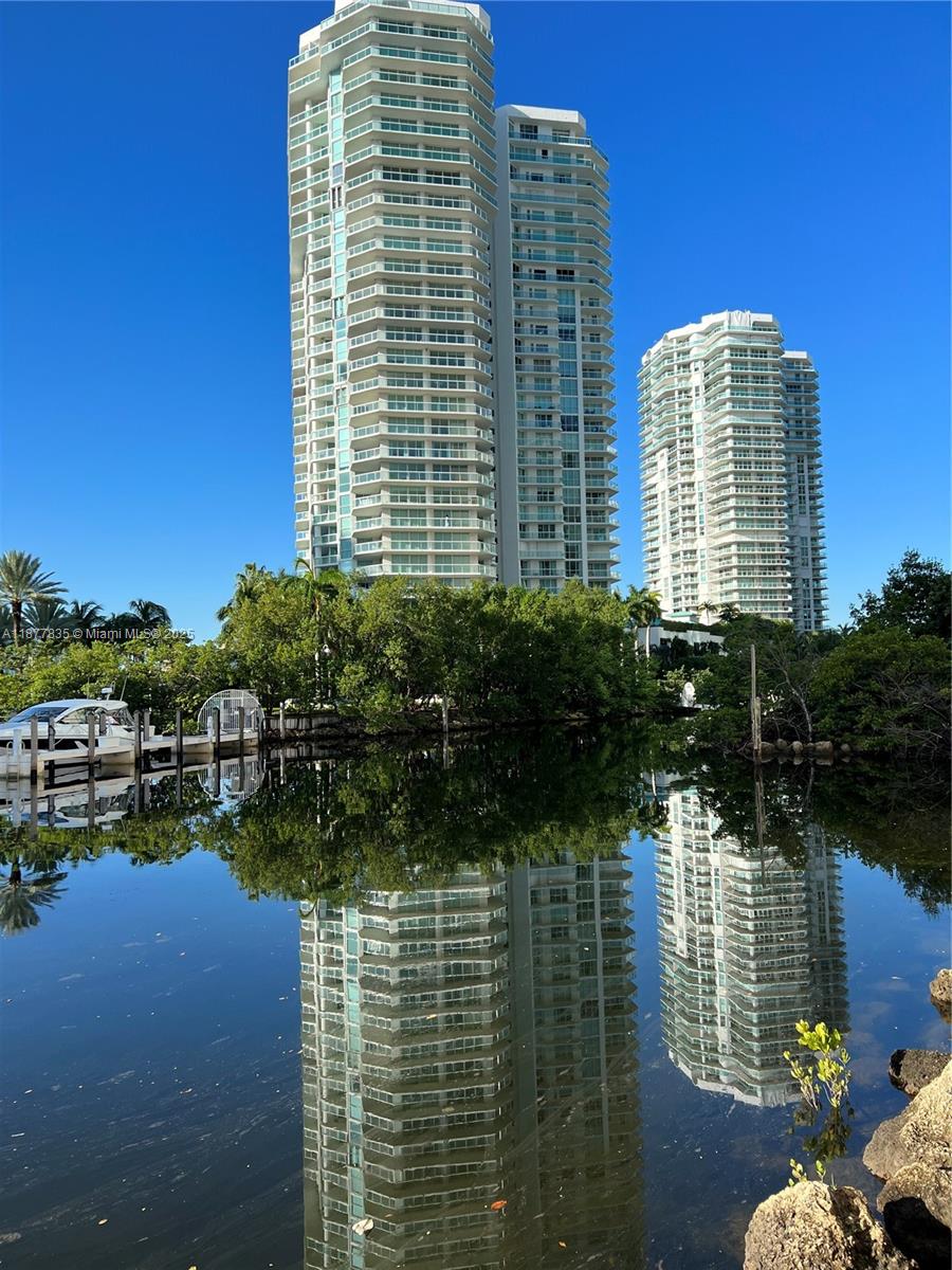 OCEANIA IV CONDO - Residential