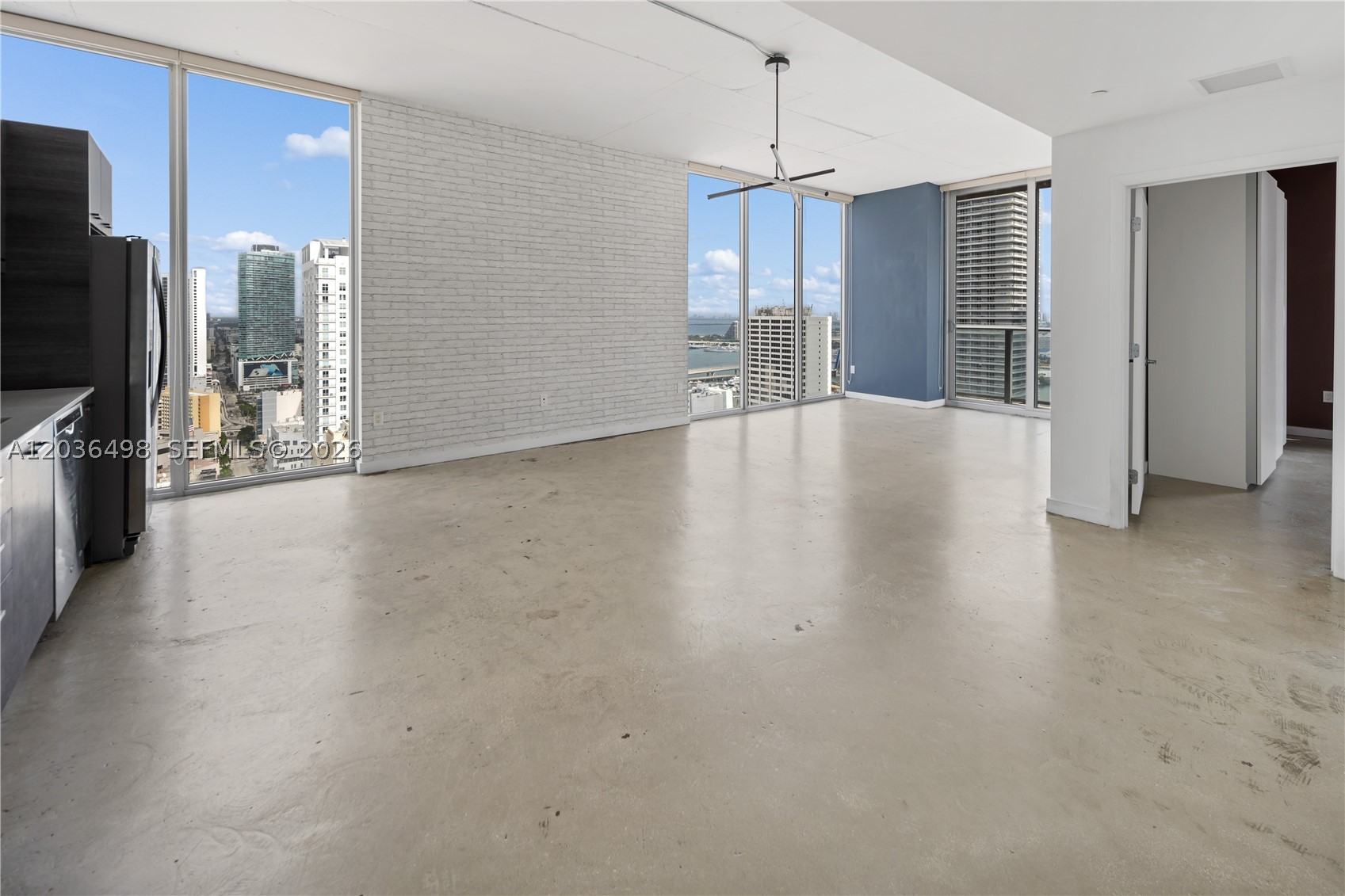 151 SE 1st St 3202