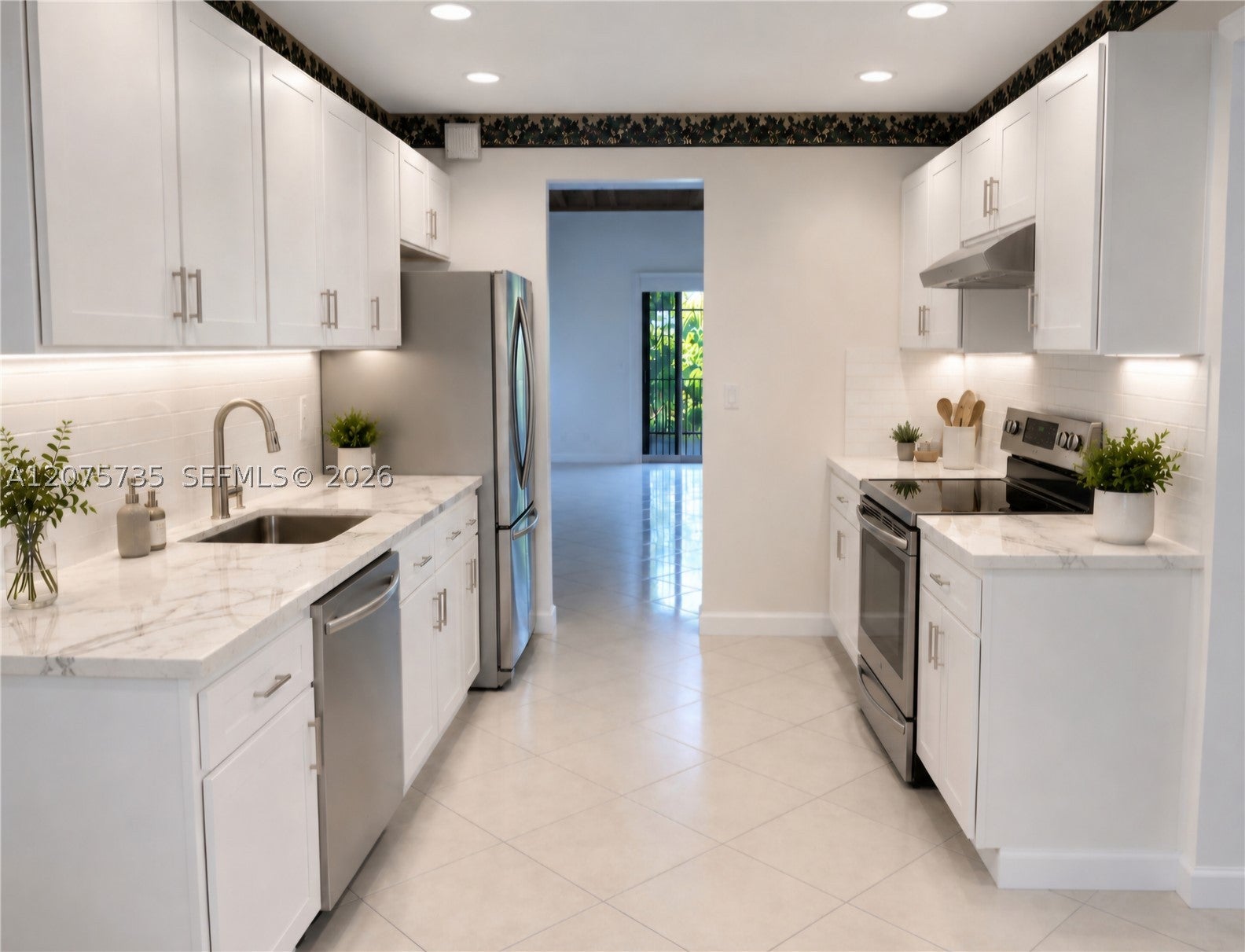 6777 Tiburon Cir