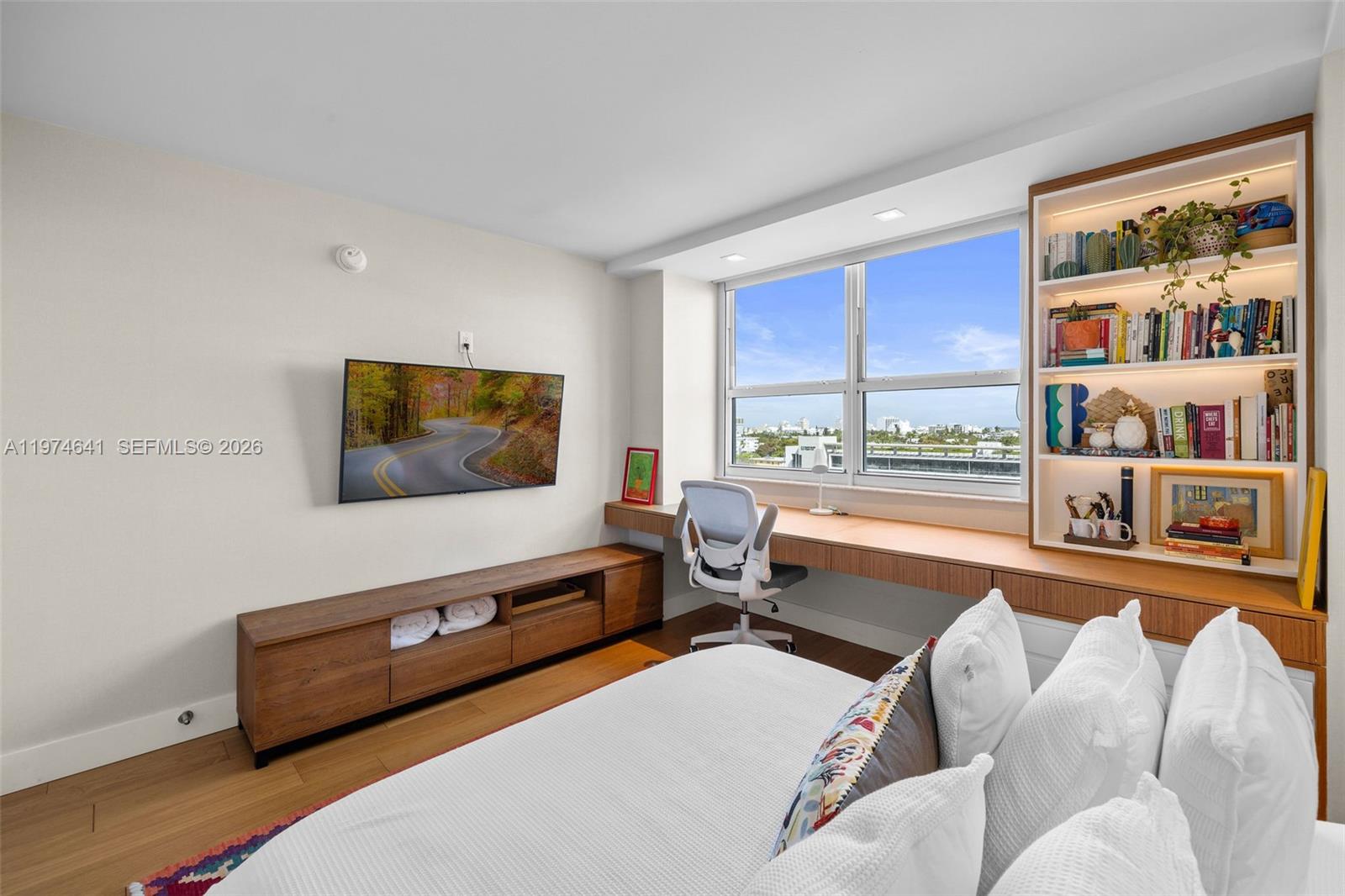 THE FLORIDIAN CONDO - Residential