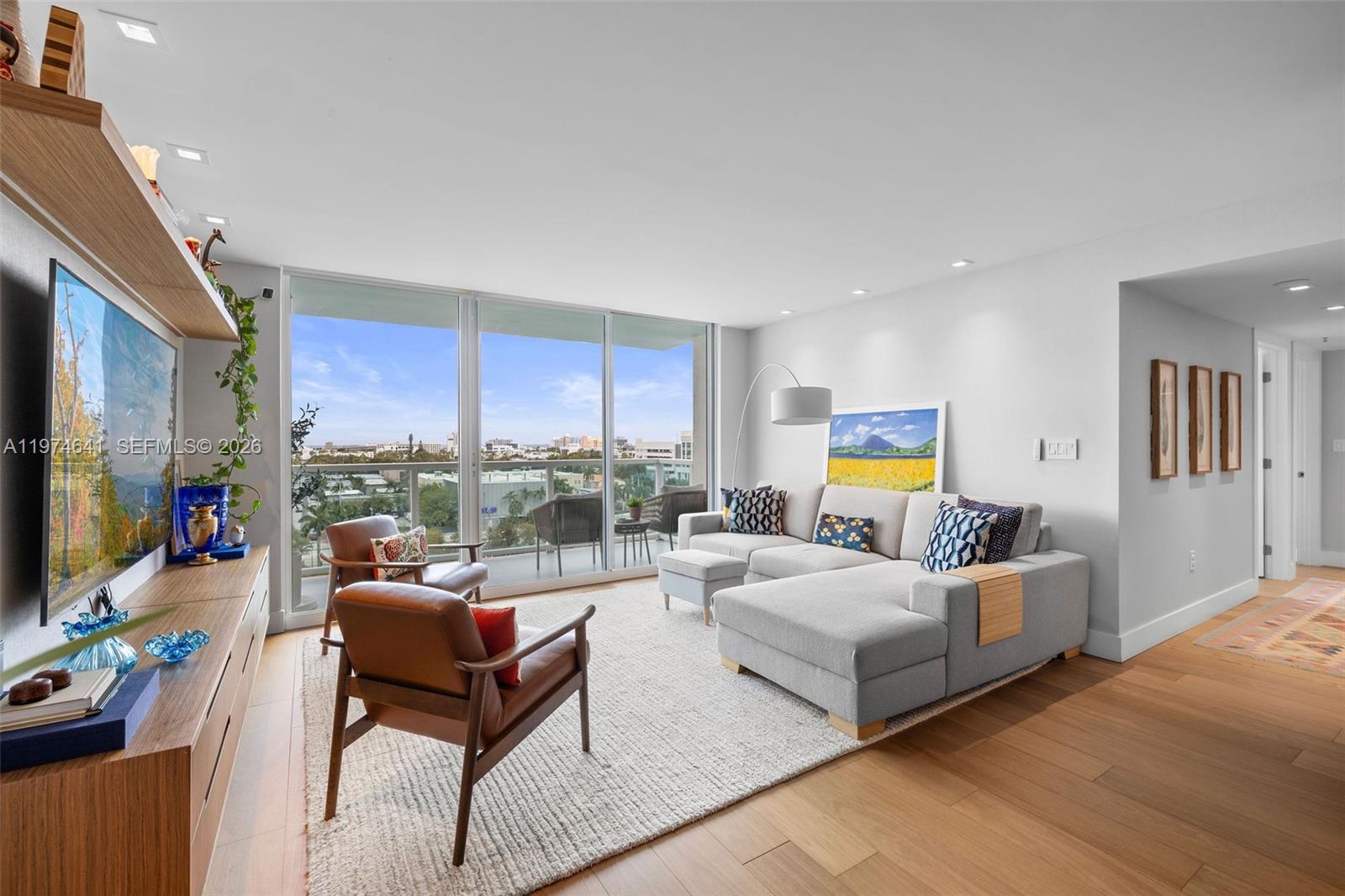 THE FLORIDIAN CONDO - Residential