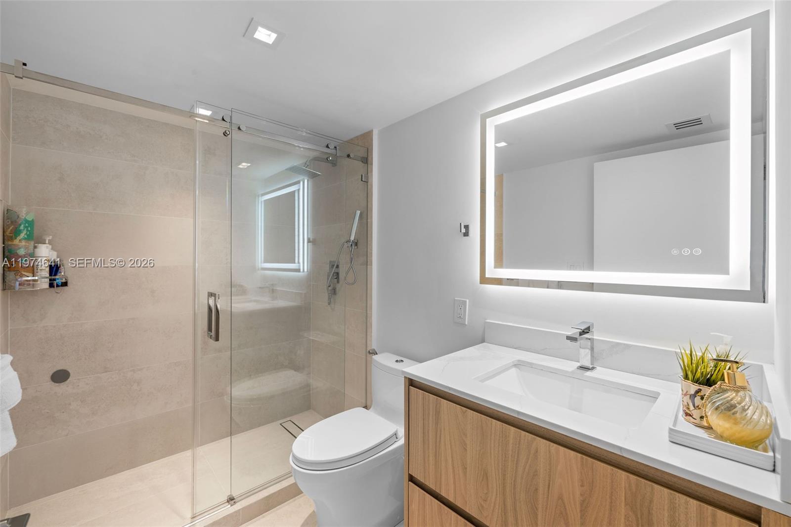 THE FLORIDIAN CONDO - Residential