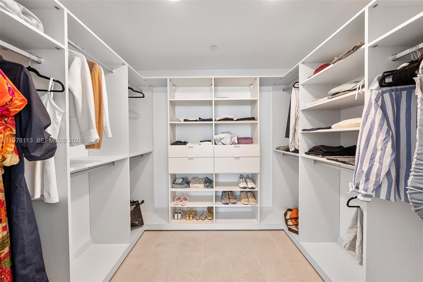 FIVE PARK - Residential Lease