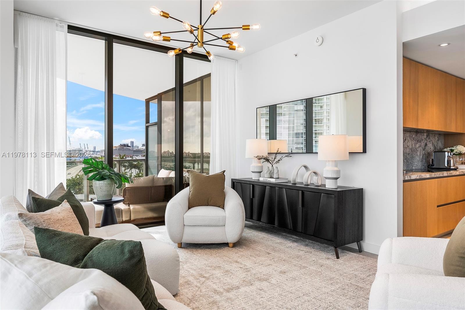 FIVE PARK - Residential Lease