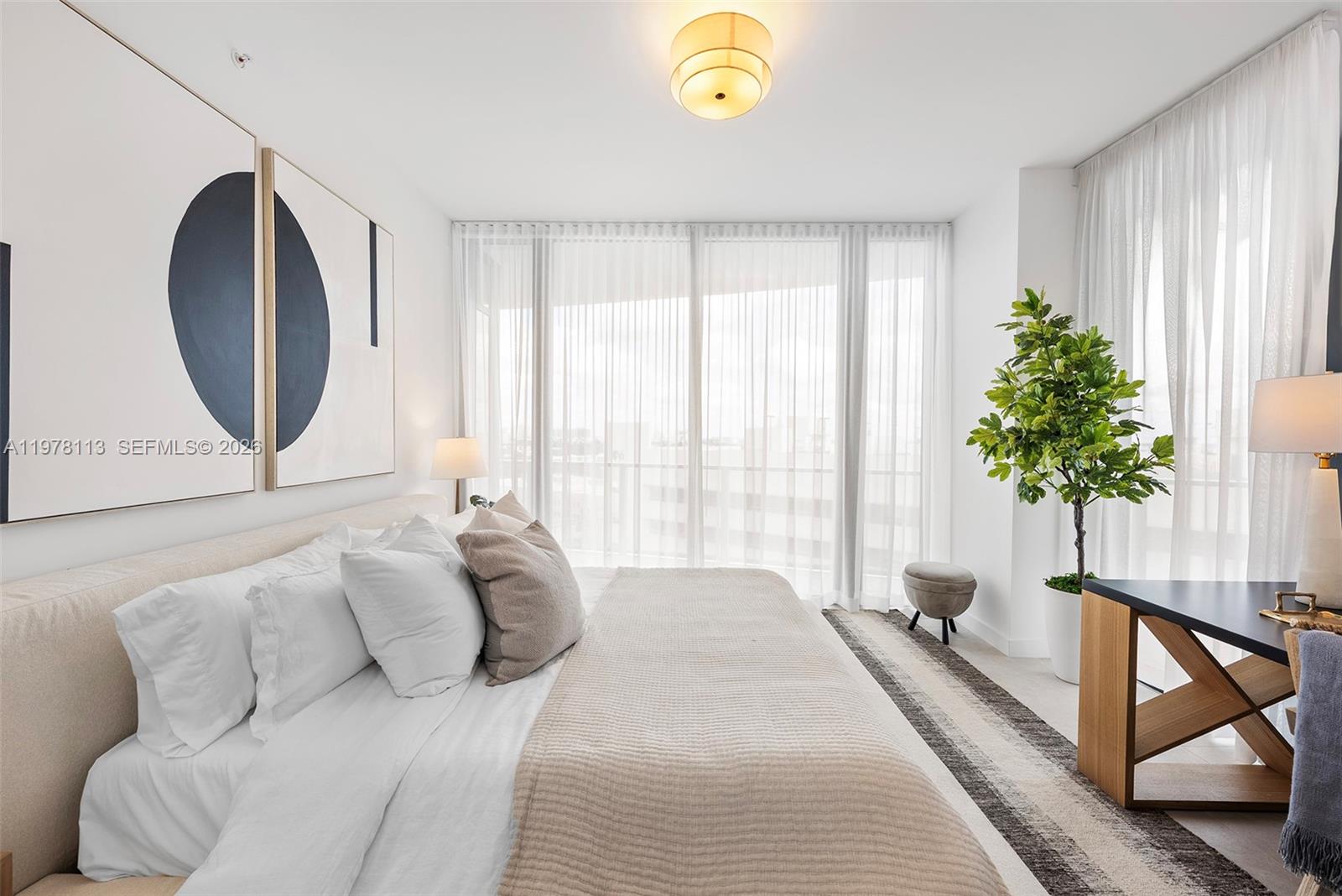 FIVE PARK - Residential Lease