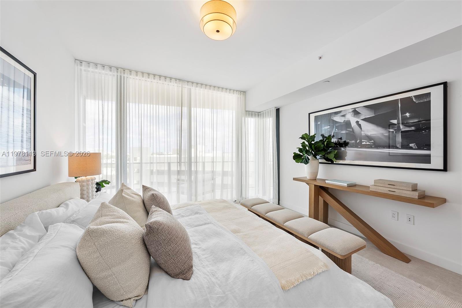 FIVE PARK - Residential Lease