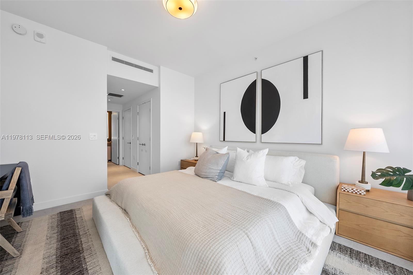 FIVE PARK - Residential Lease