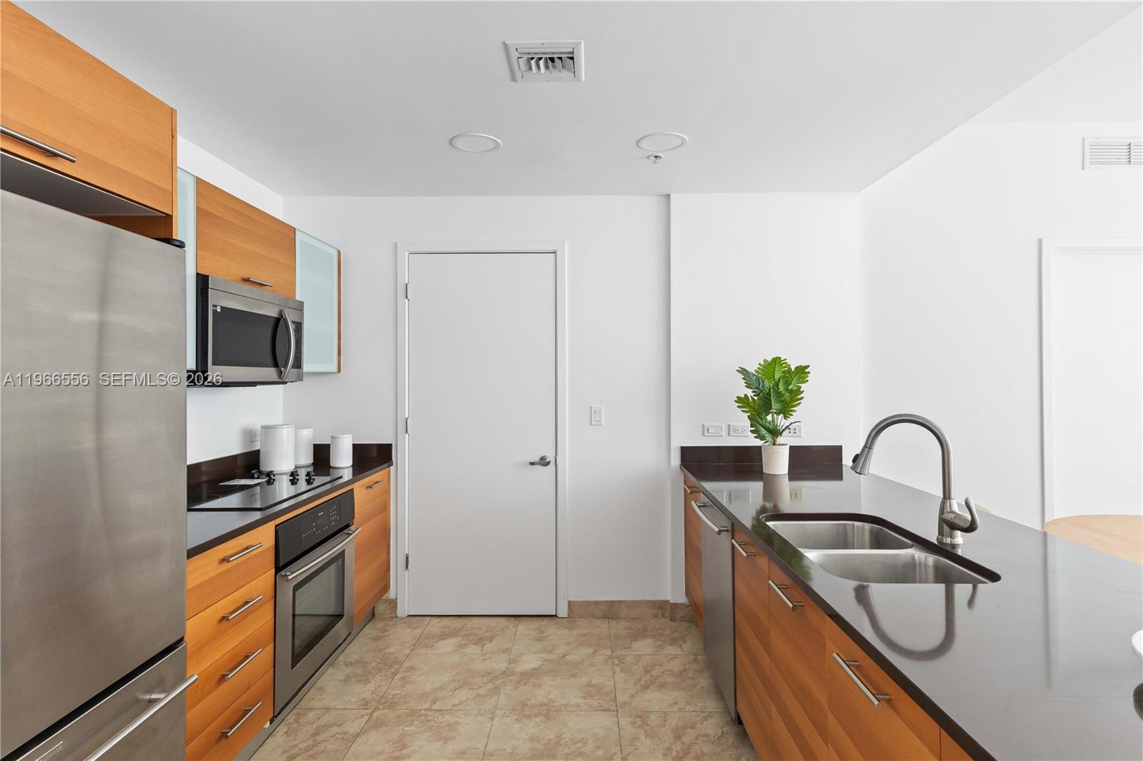 FOUR MIDTOWN MIAMI CONDO - Residential