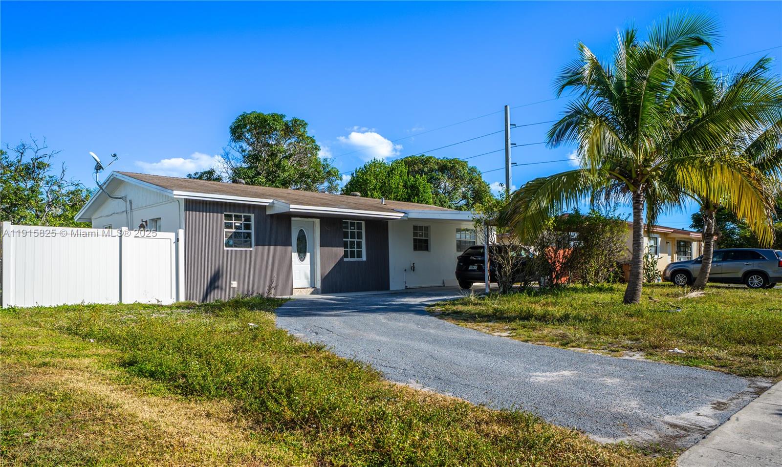 COMMONWEALTH MANOR - Residential