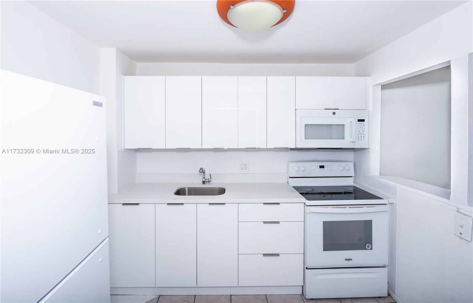 WOODSIDE APTS CONDO - Residential