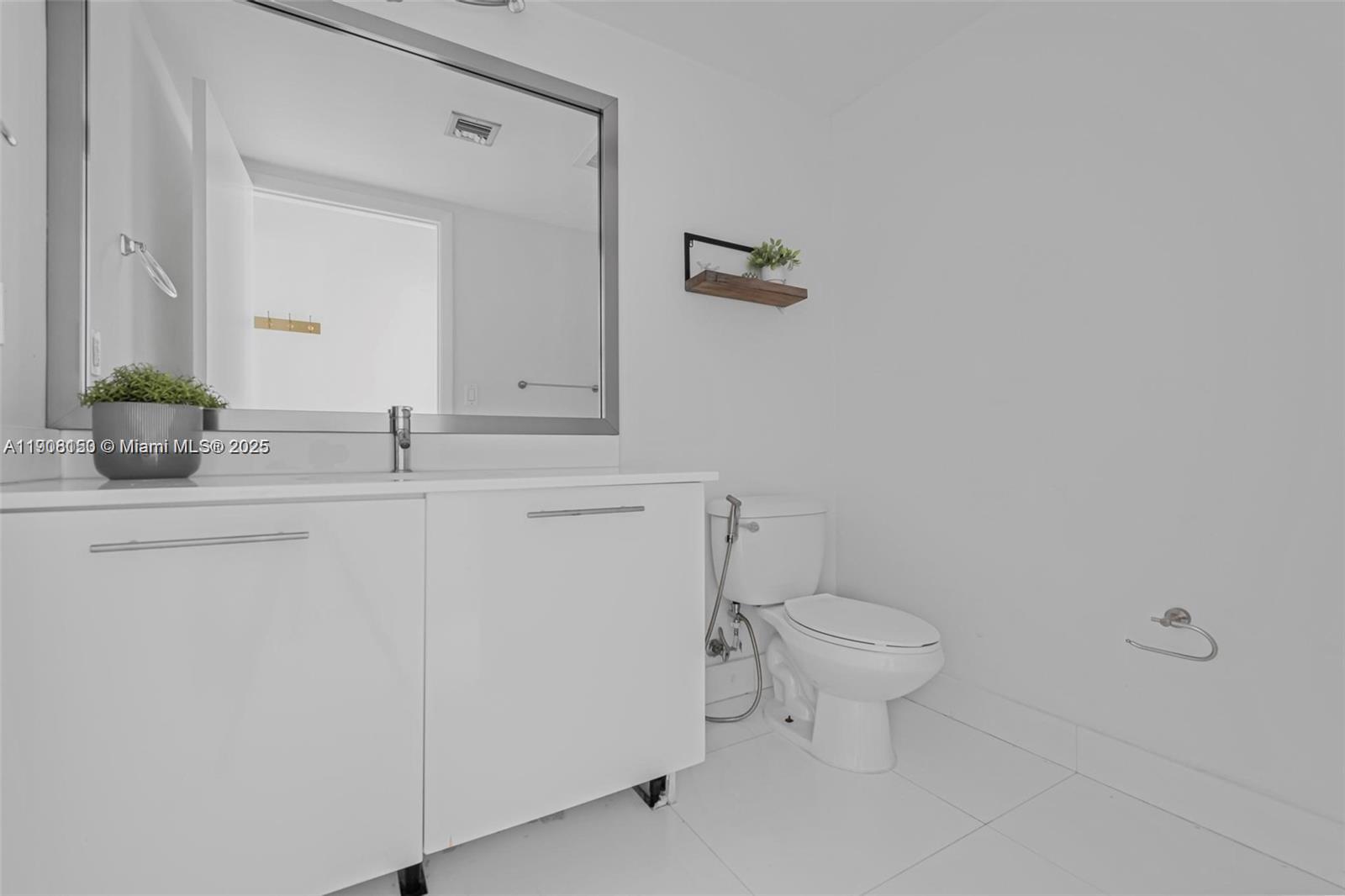 MINT CONDO - Residential Lease