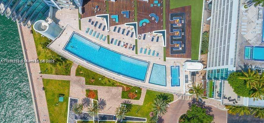 MINT CONDO - Residential Lease