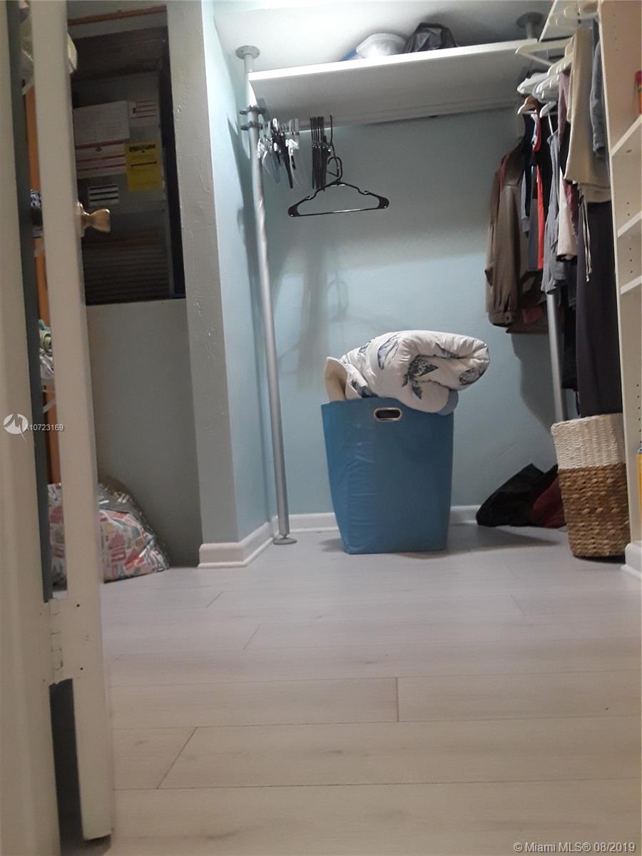 WATERWAY PLAZA CONDO - Residential Lease