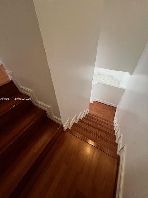 SOUTH LAKES VILLAGE II CO - Residential