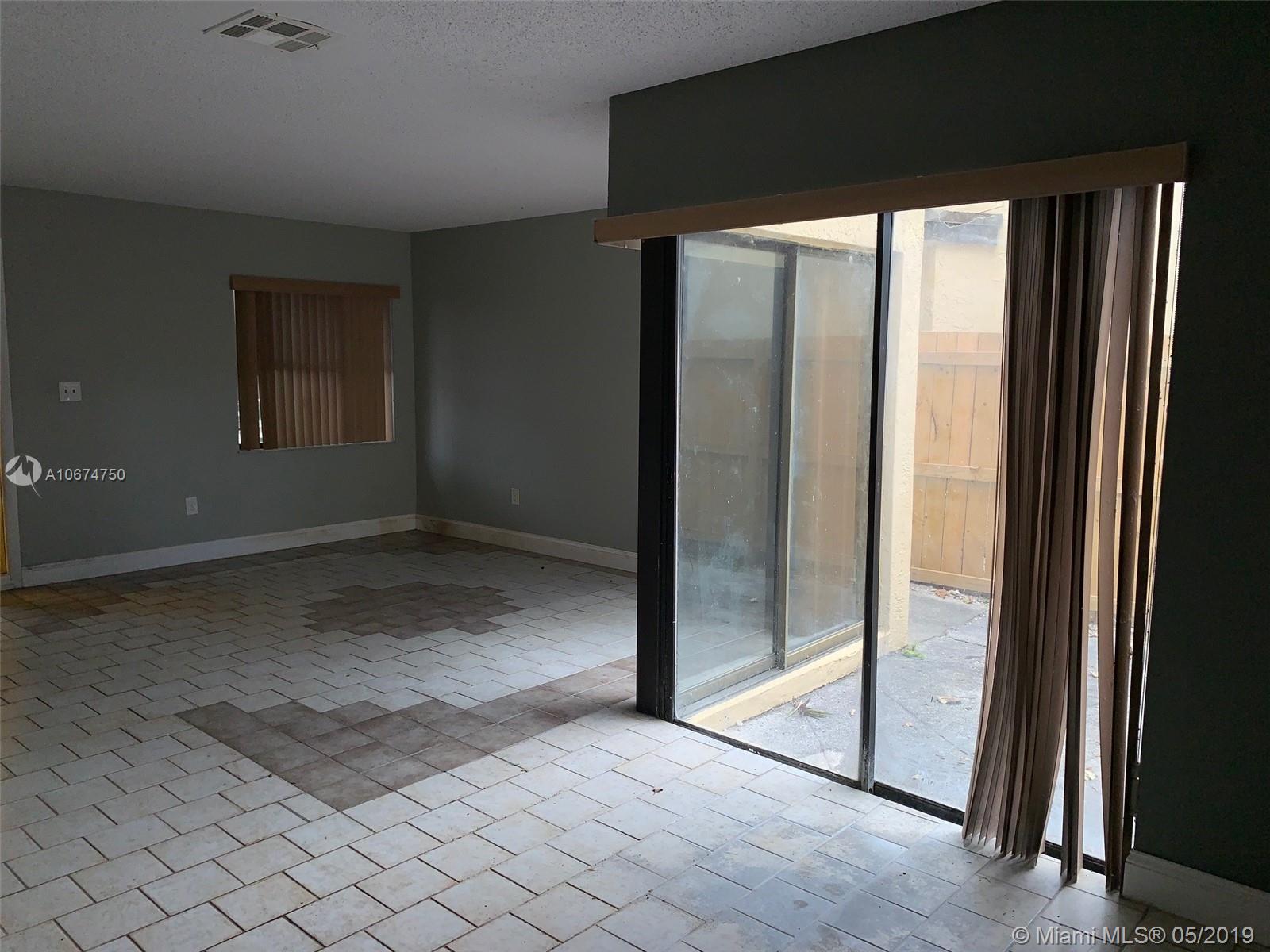 WOODGATE FIRST ADDITION - Residential