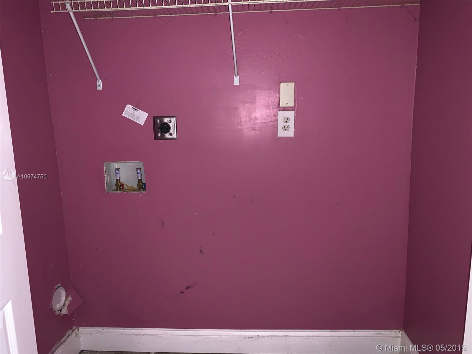 WOODGATE FIRST ADDITION - Residential