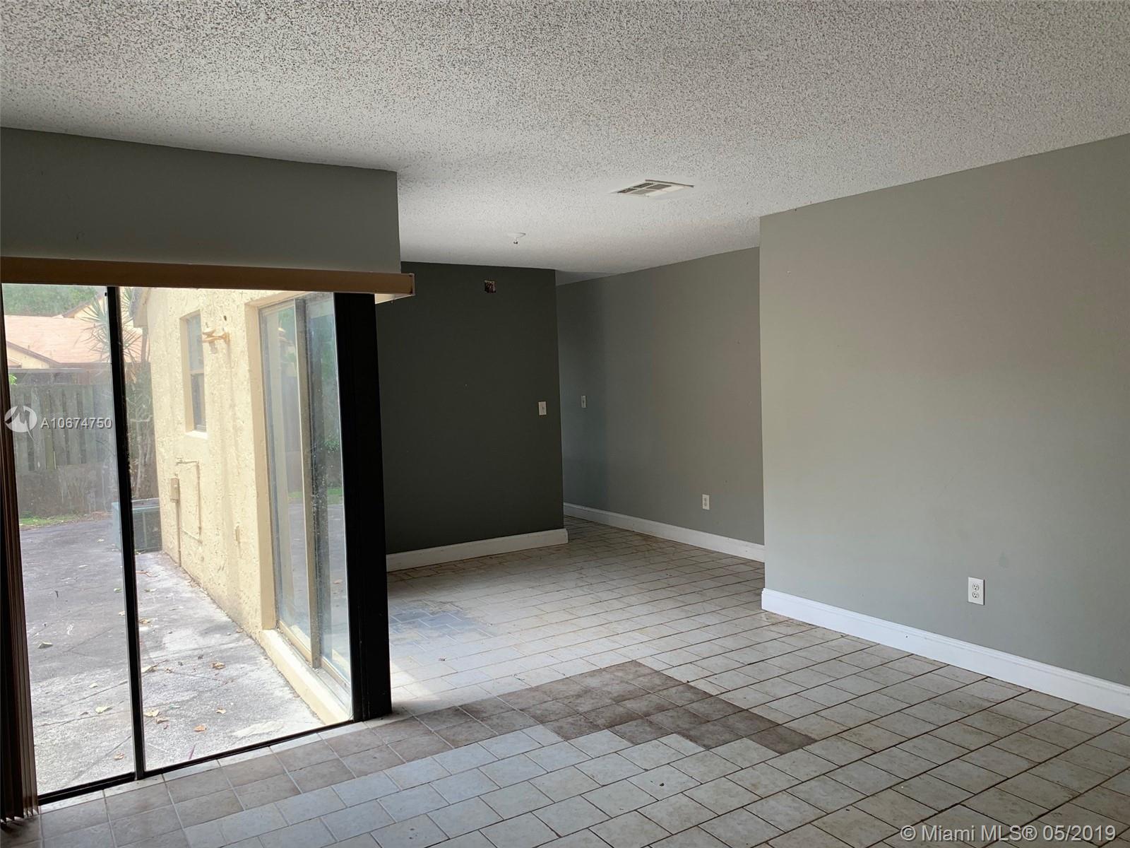 WOODGATE FIRST ADDITION - Residential