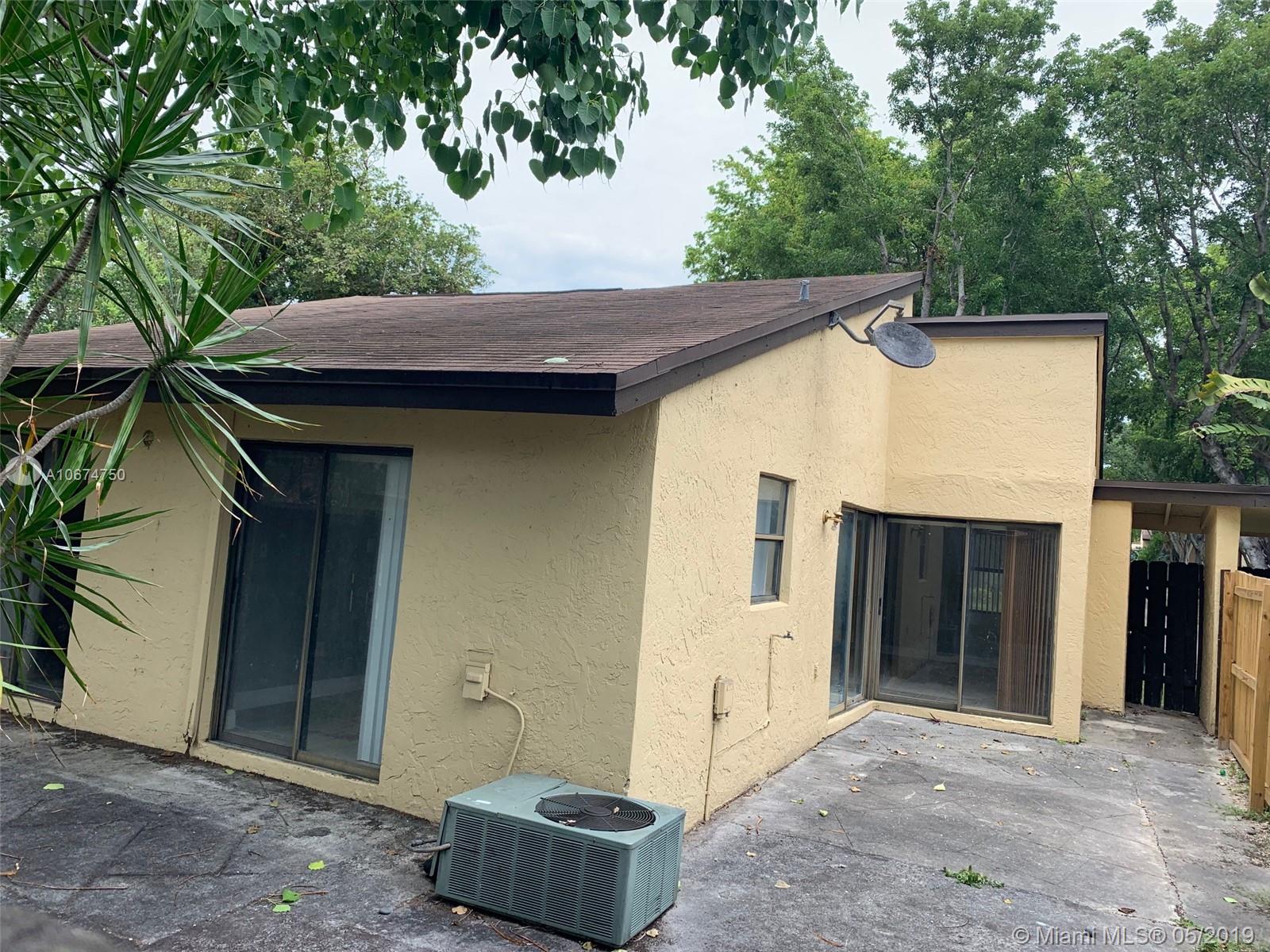 WOODGATE FIRST ADDITION - Residential