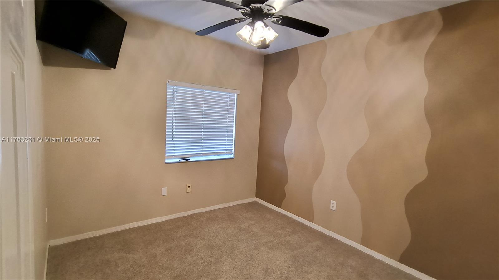 KEYS-GATE NO 3 - Residential