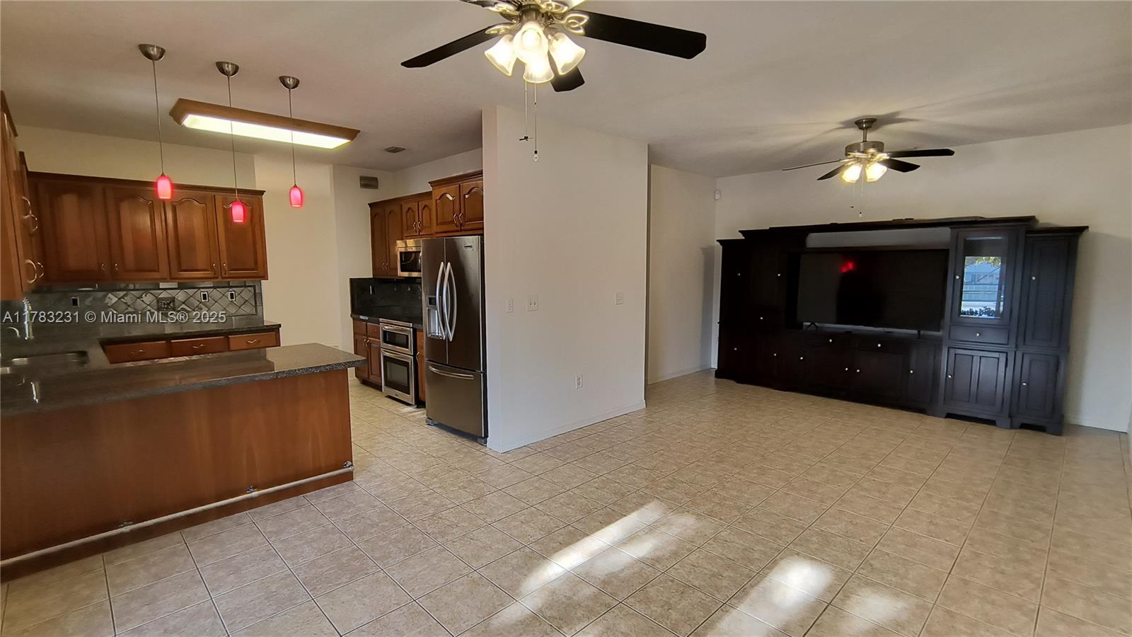 KEYS-GATE NO 3 - Residential