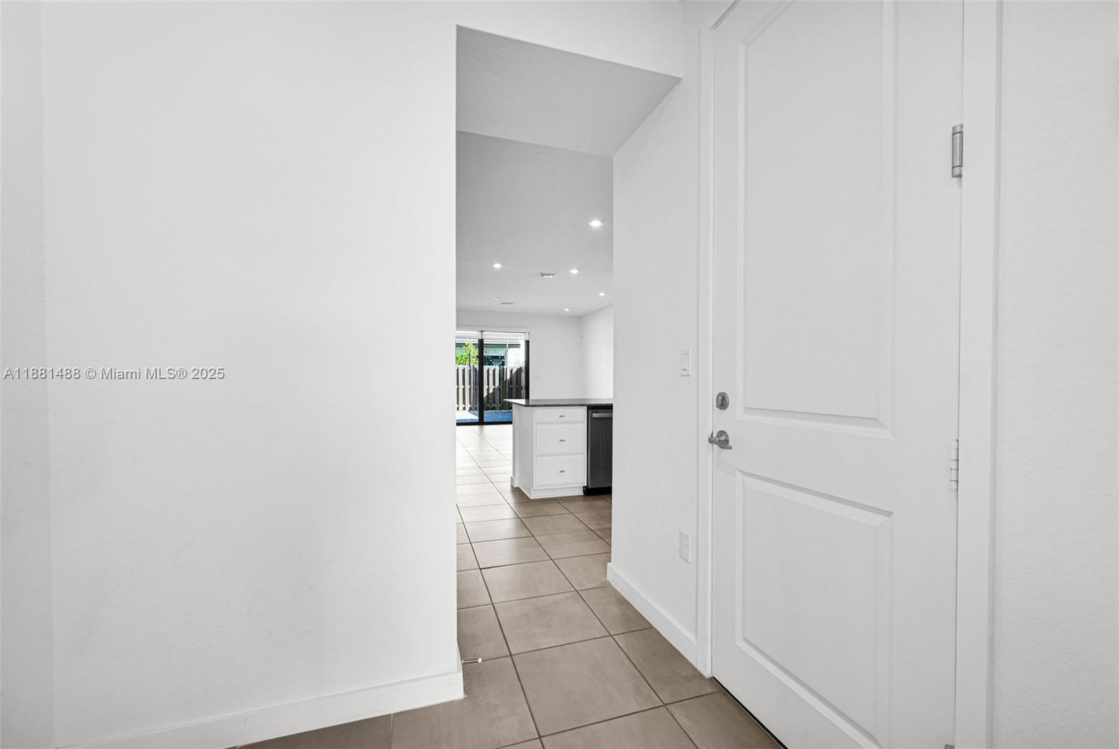 MC RESIDENTIAL - Residential