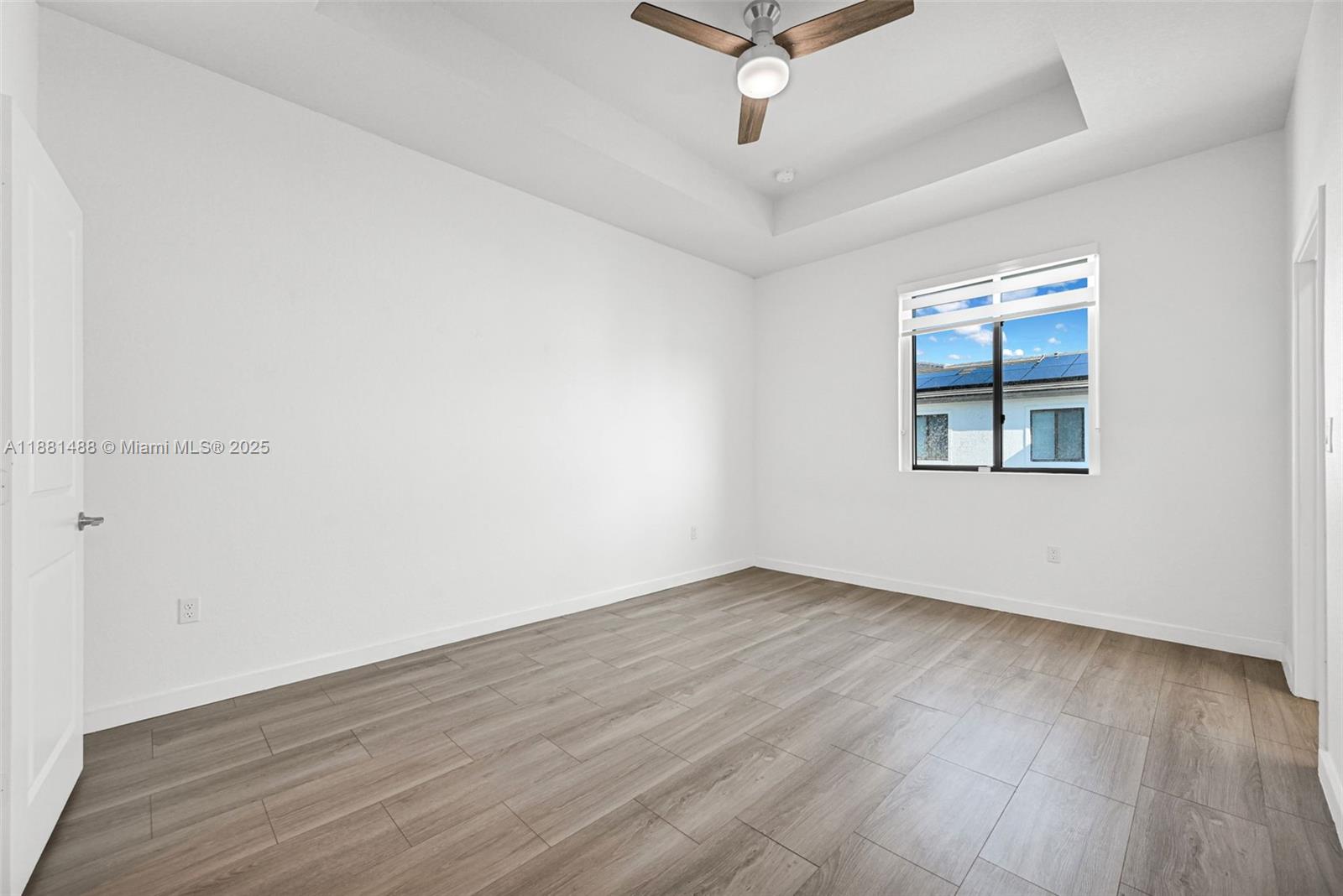 MC RESIDENTIAL - Residential