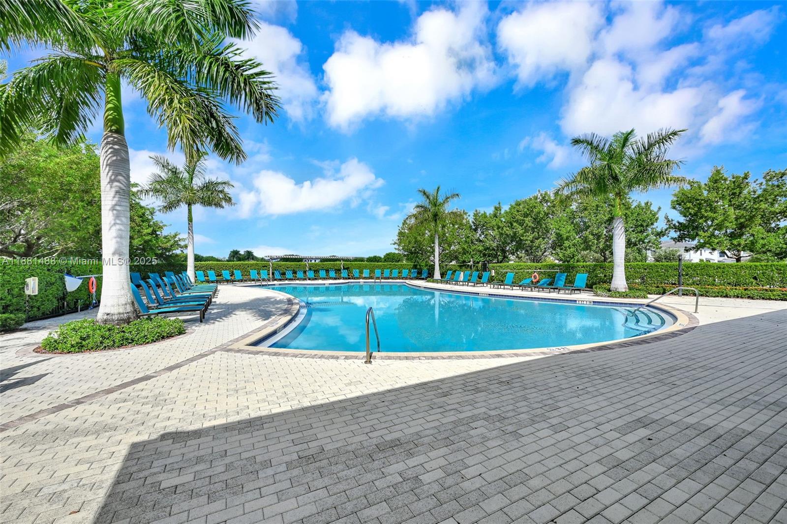 MC RESIDENTIAL - Residential