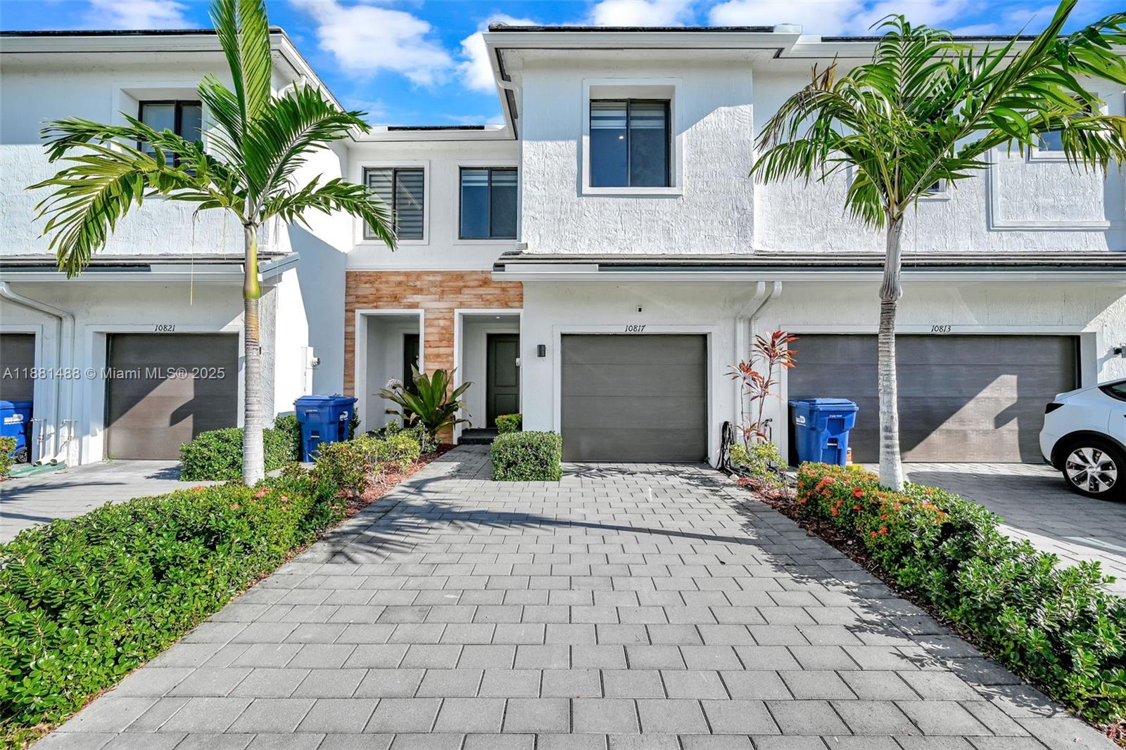 Townhouse For Sale in Homestead. 3 bedrooms, 2.5 bathrooms with 1 car garage. This property has upgraded tile and vinyl floors, plenty of kitchen cabinets, granite countertops and stainless steel appliances. The over-sized master suite offers tray ceilings and a large walk-in closet. The In-suite bath features a double granite vanity and walk-in shower. The private patio has been upgraded with paved stones. Ideal for entertaining or relaxing. Large Washer and Dryer conveniently located in the 2nd floor for easy access. Walking distance to the mailbox, clubhouse, pool with a lake view, outdoor fitness area, kids play area, and a dog park. Prime location near Turnpike (Exit 9), US1, Black Point Marina, Shopping Centers, Schools, churches & more. Vacant and Easy to show!
