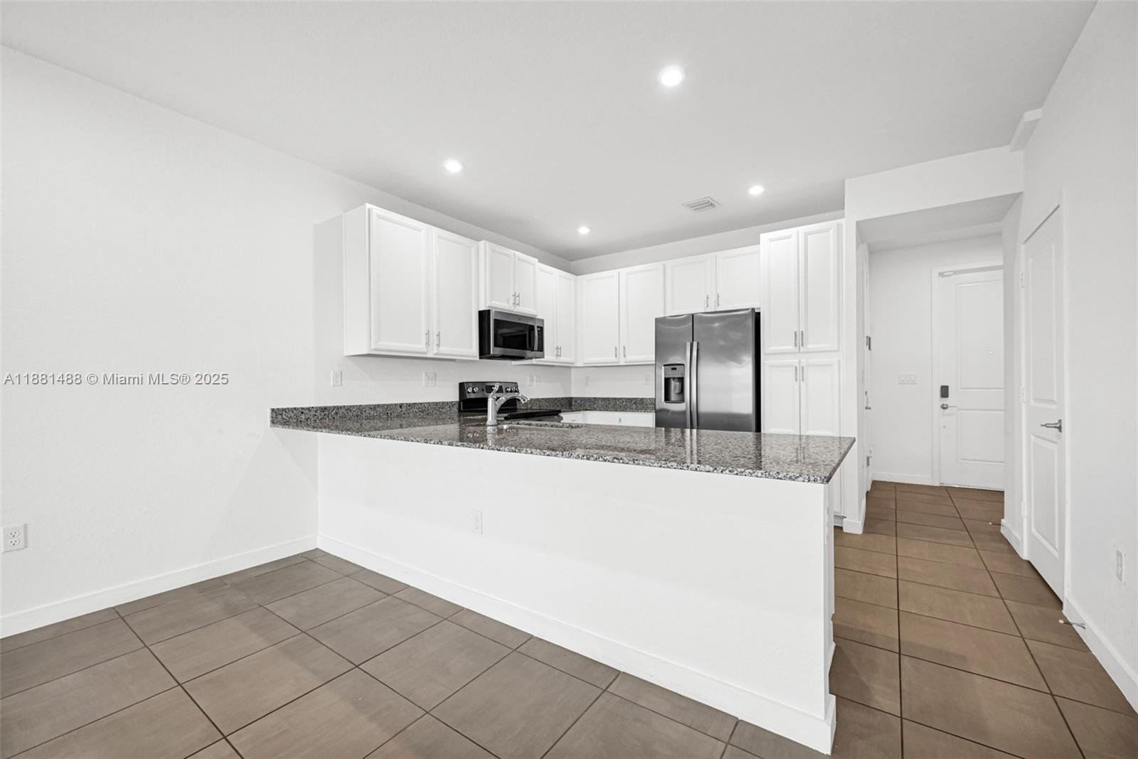 MC RESIDENTIAL - Residential