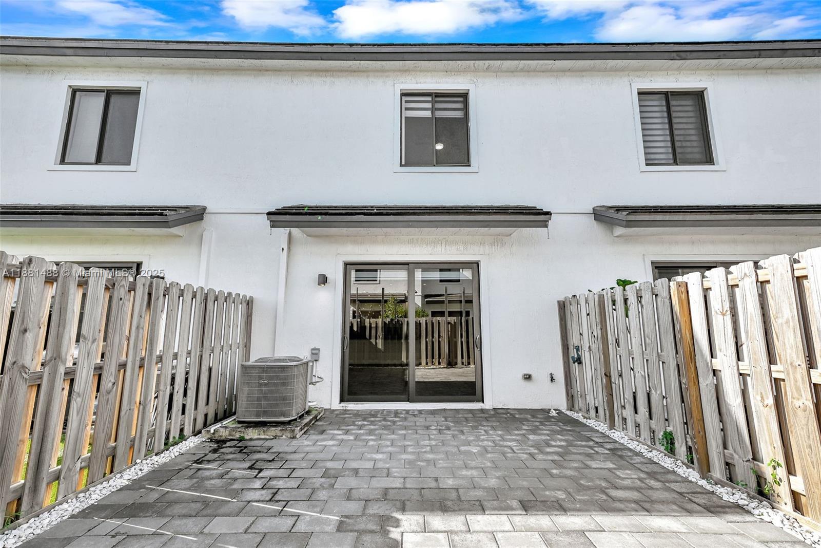 MC RESIDENTIAL - Residential