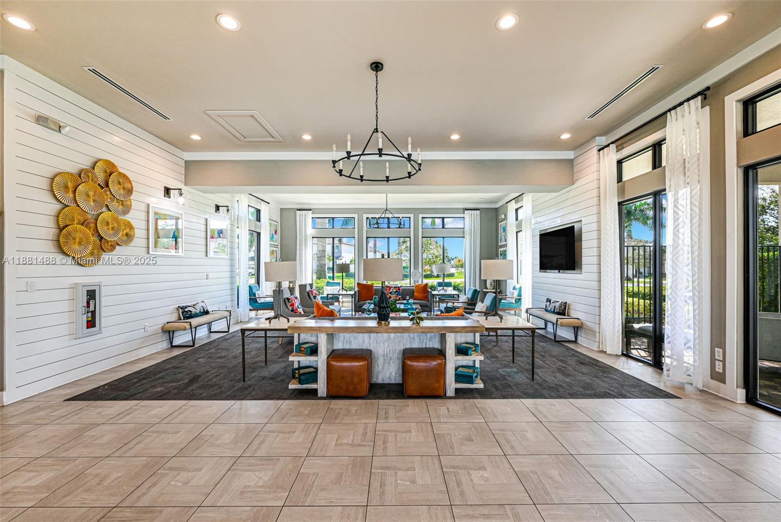 MC RESIDENTIAL - Residential