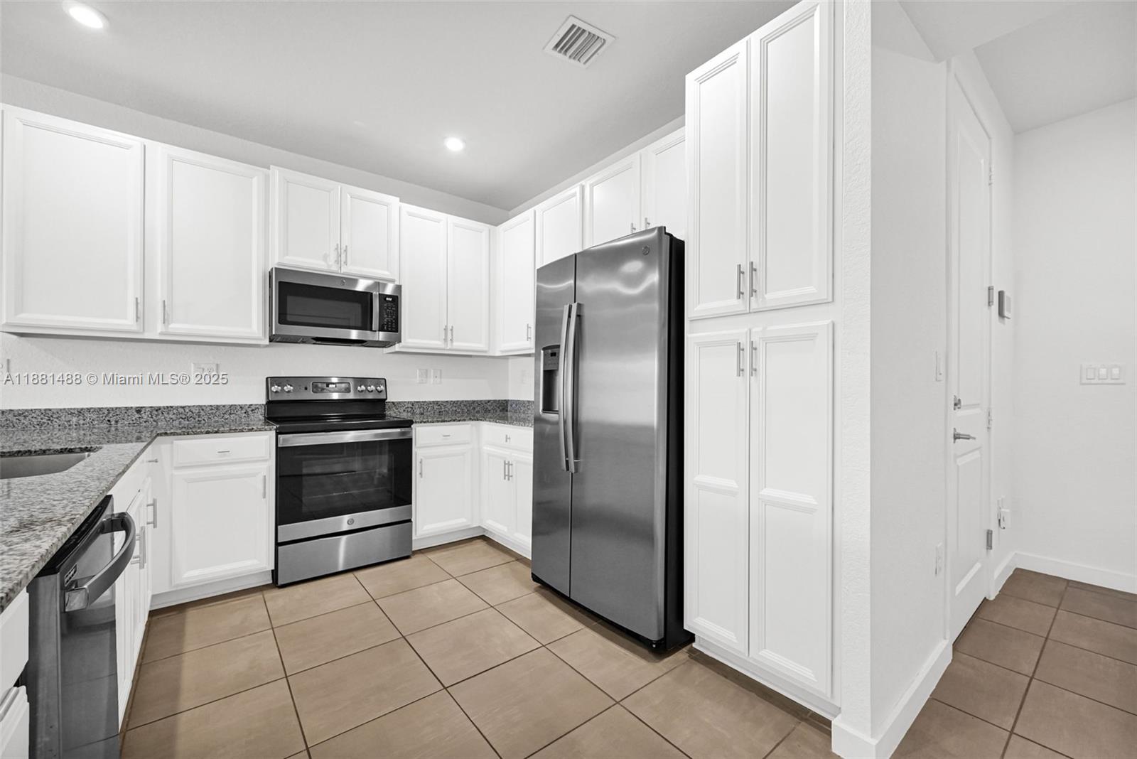 MC RESIDENTIAL - Residential