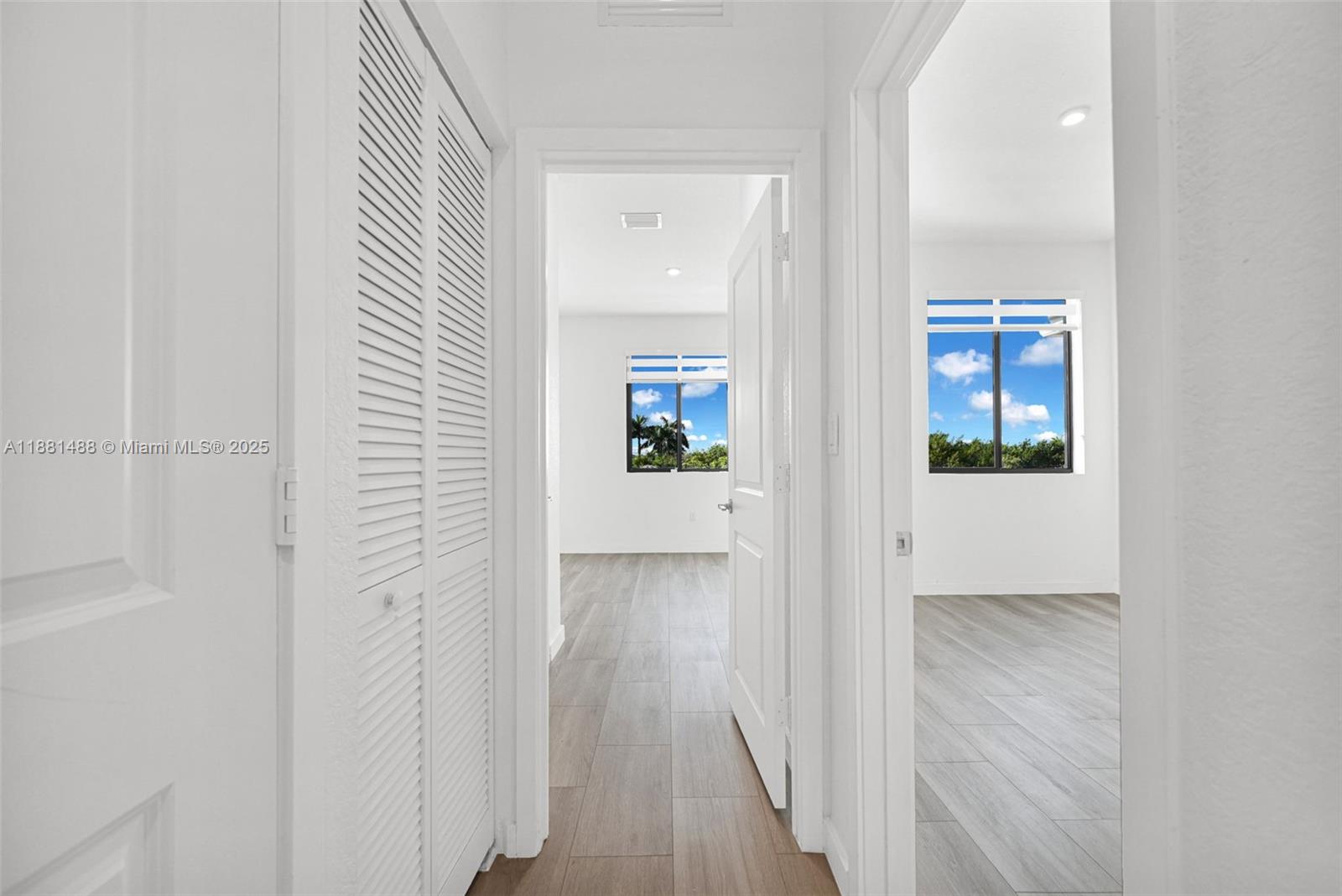 MC RESIDENTIAL - Residential