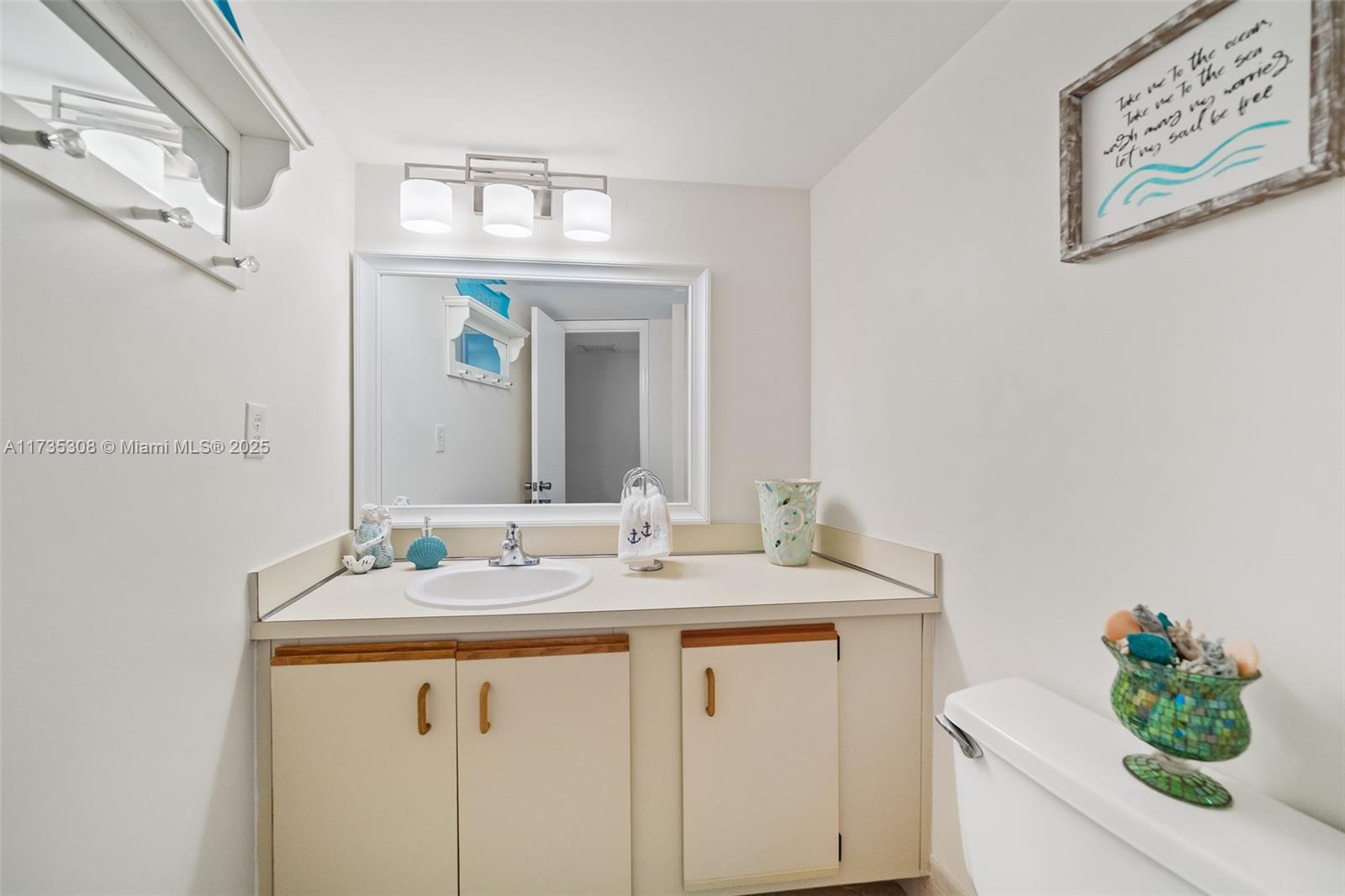 AVALON BEACH CLUB, A COND - Residential Lease