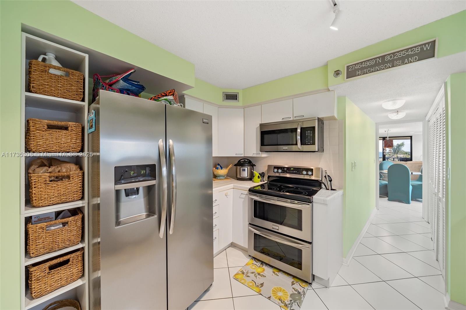 AVALON BEACH CLUB, A COND - Residential Lease