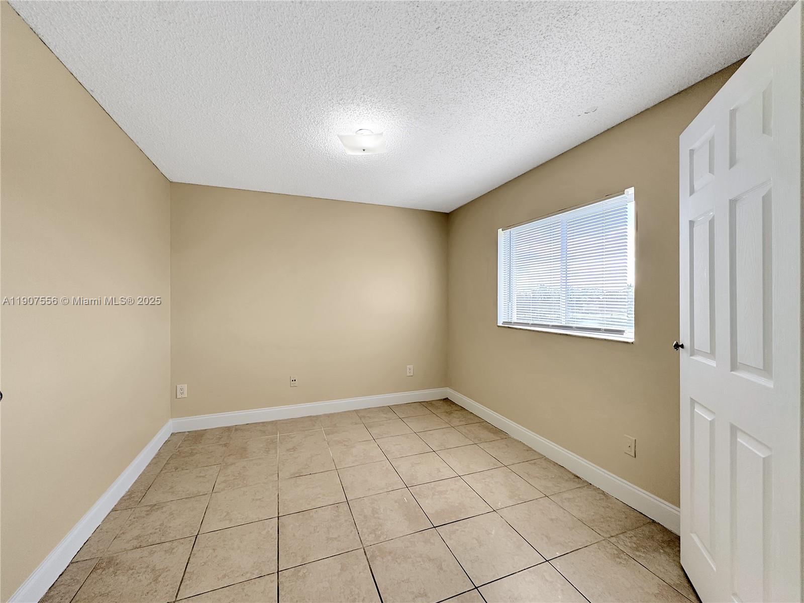 LAKEWOOD AT EMERALD HILLS - Residential Lease